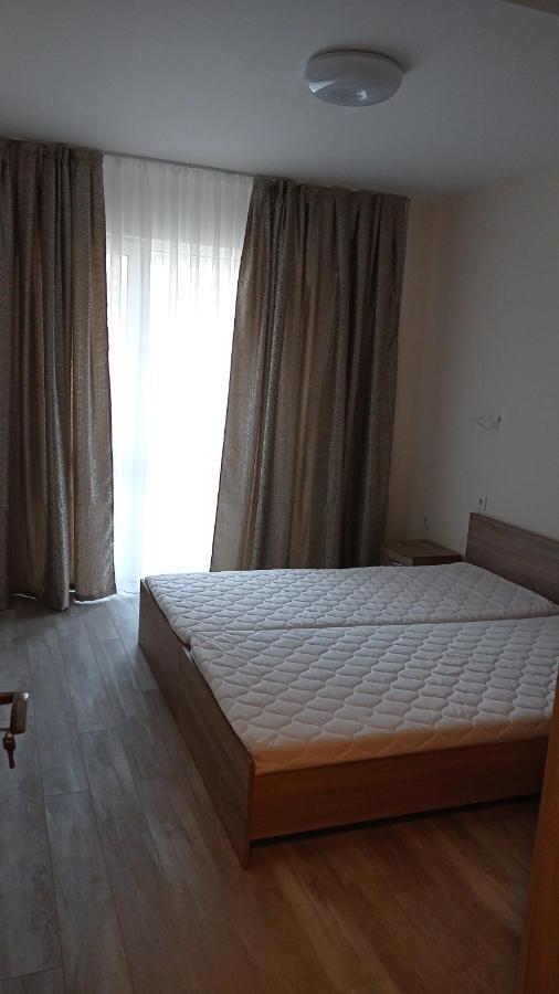 Апартамент За Гости Ниш 1 Veliko Tarnovo Buitenkant foto