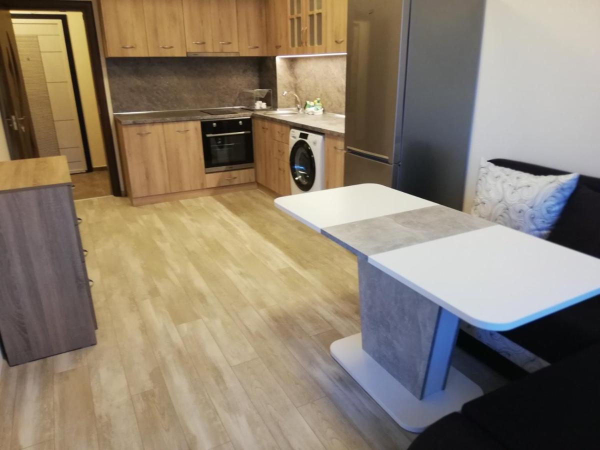 Апартамент За Гости Ниш 1 Veliko Tarnovo Buitenkant foto